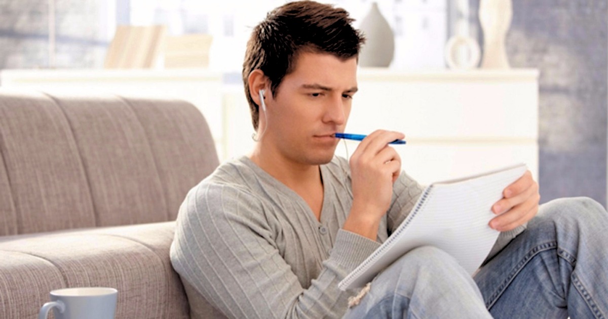 Lập dàn ý cho bài luận tiếng Anh theo chủ đề kinh tế