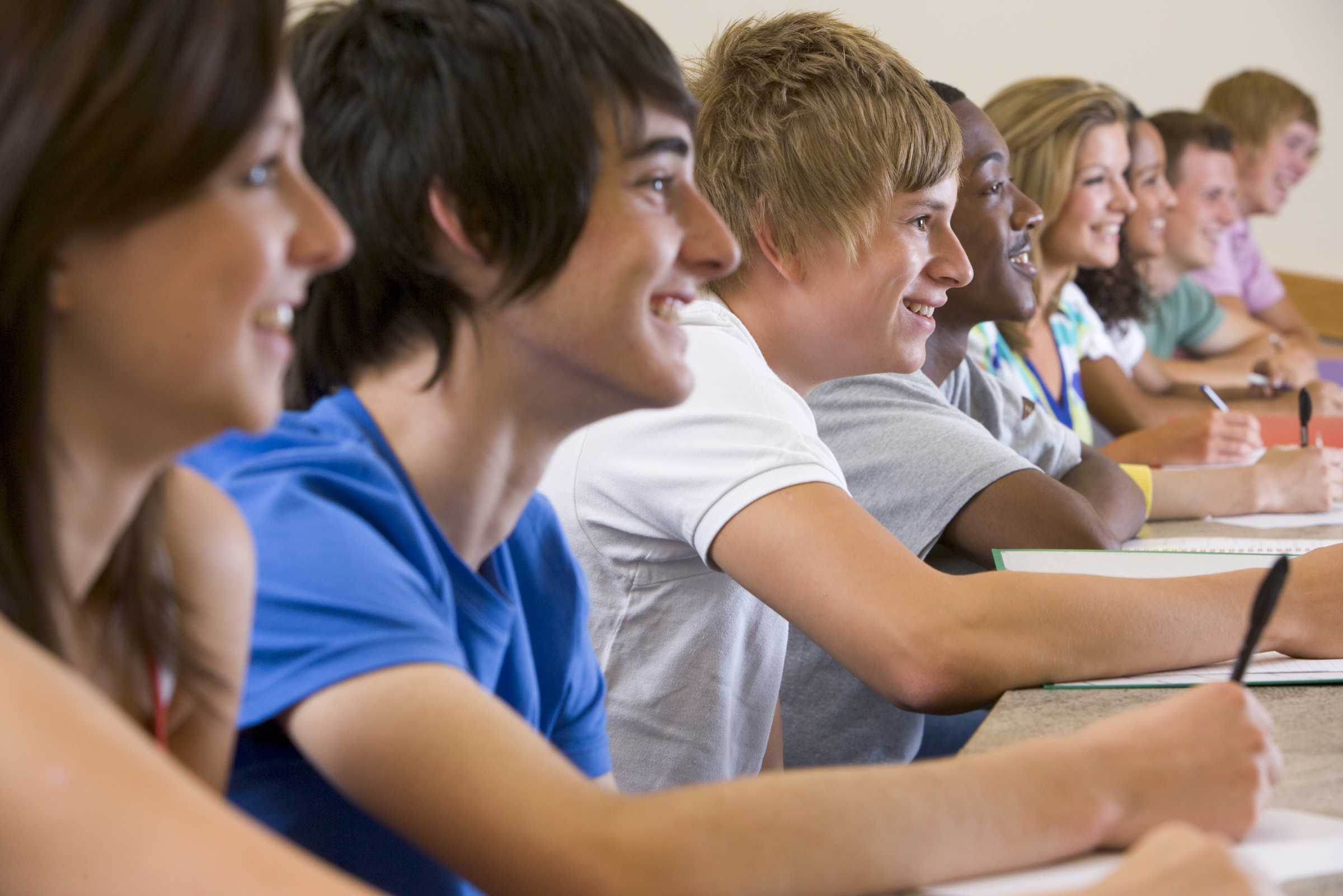 tai lieu luyen nghe IELTS Tham khảo thêm nhiều tài liệu luyện nghe IELTS mọi trình độ