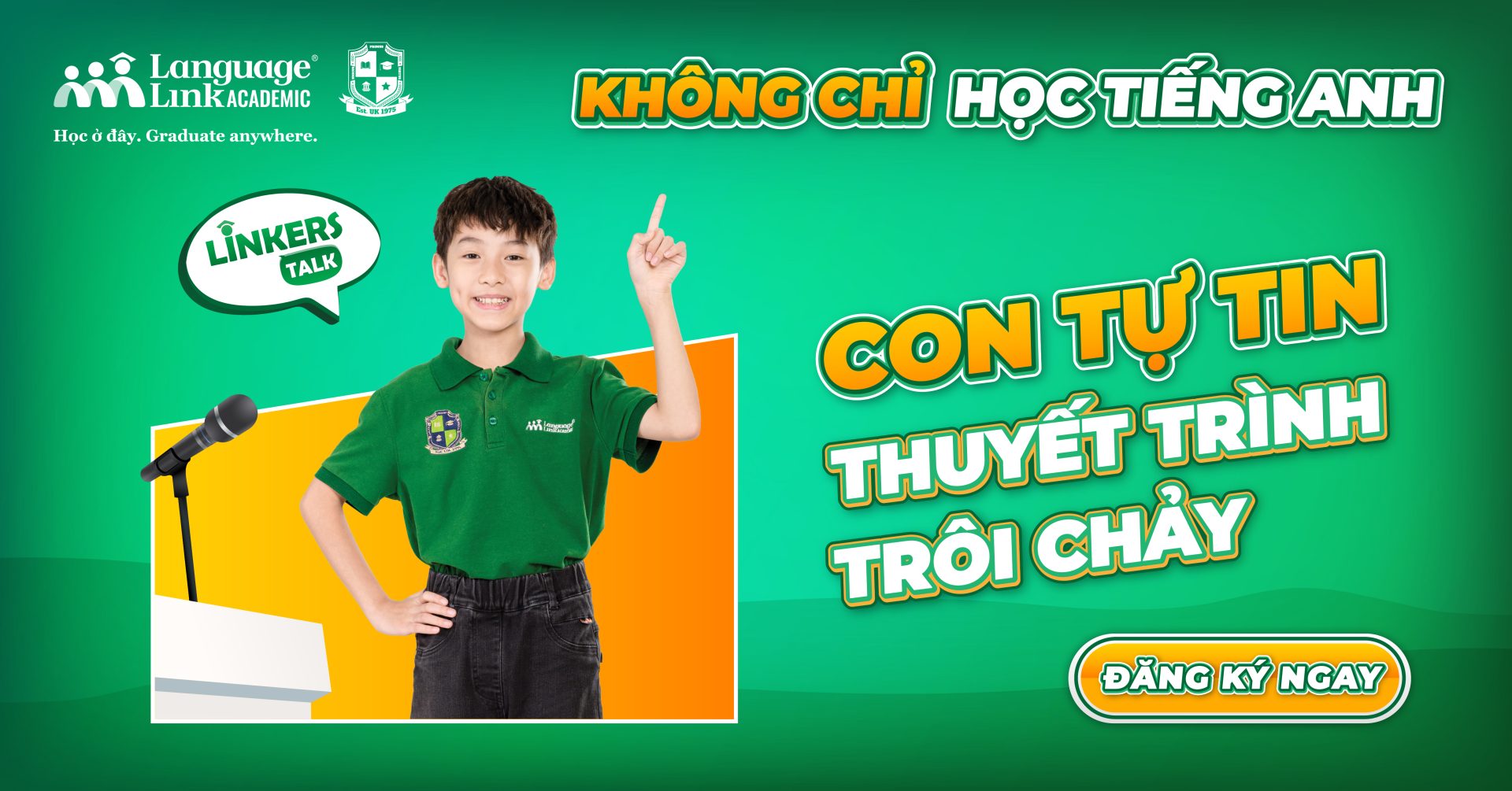 Lớp thuyết trình Tiếng Anh cùng giáo viên nước ngoài